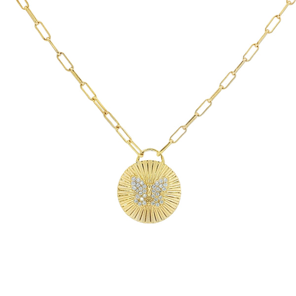 04497 Collar dije circulo con mariposa dorado