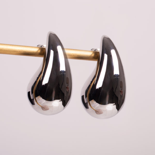 23-7943 ARETES GOTA GRANDES PLATEADO