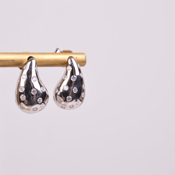 25-0221 Aretes de gota con zirconaias plateados