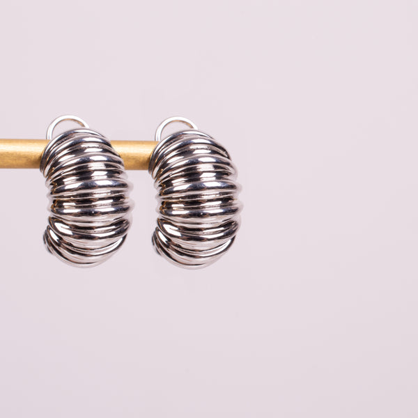 73902 Arracadas tipo concha plateadas