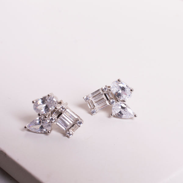 7335P ARETES CUADRO OVALO Y GOTA PLATEADO